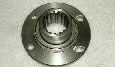 купить Фланец МОД среднего моста 6520 (круглый, 4 отверстия) / ПАО КамАЗ