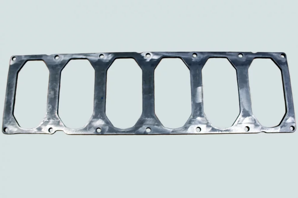 фото усилитель блока цилиндров (рамка жесткости) (6isbe) 5260509 3965764 5290910 dcec 4945783 